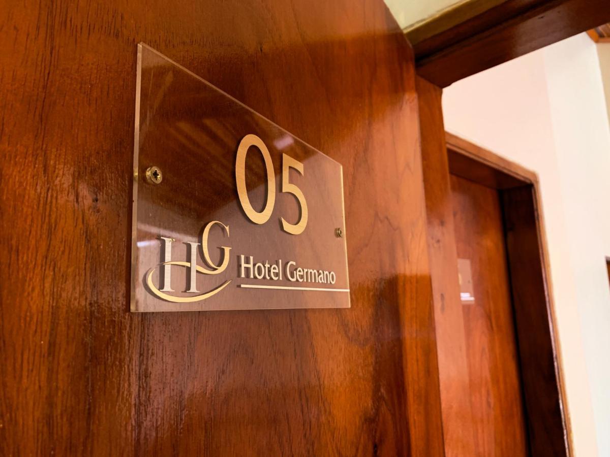 Hotel Germano Encarnacion Exterior photo